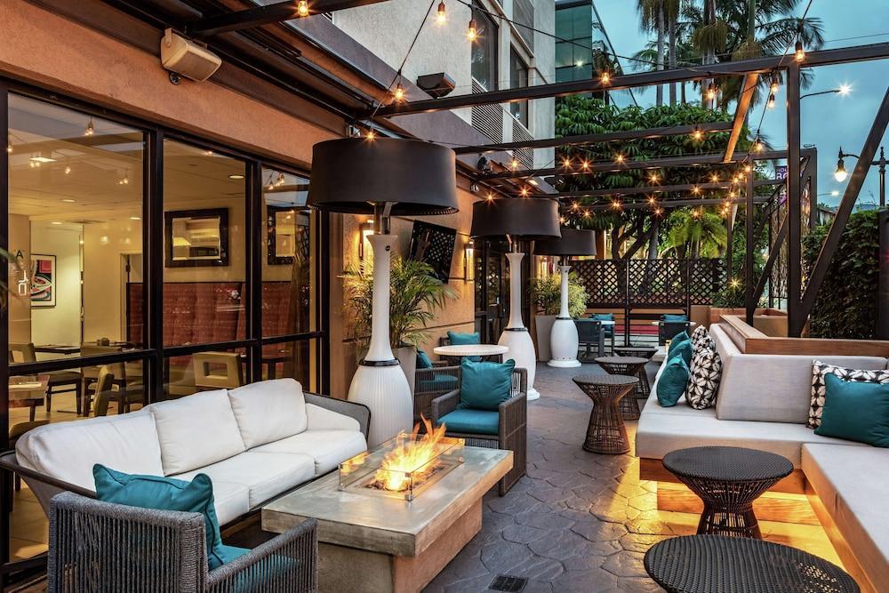 Hilton Garden Inn Los Angeles / Hollywood Экстерьер фото