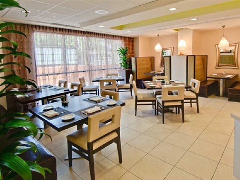 Hilton Garden Inn Los Angeles / Hollywood Экстерьер фото