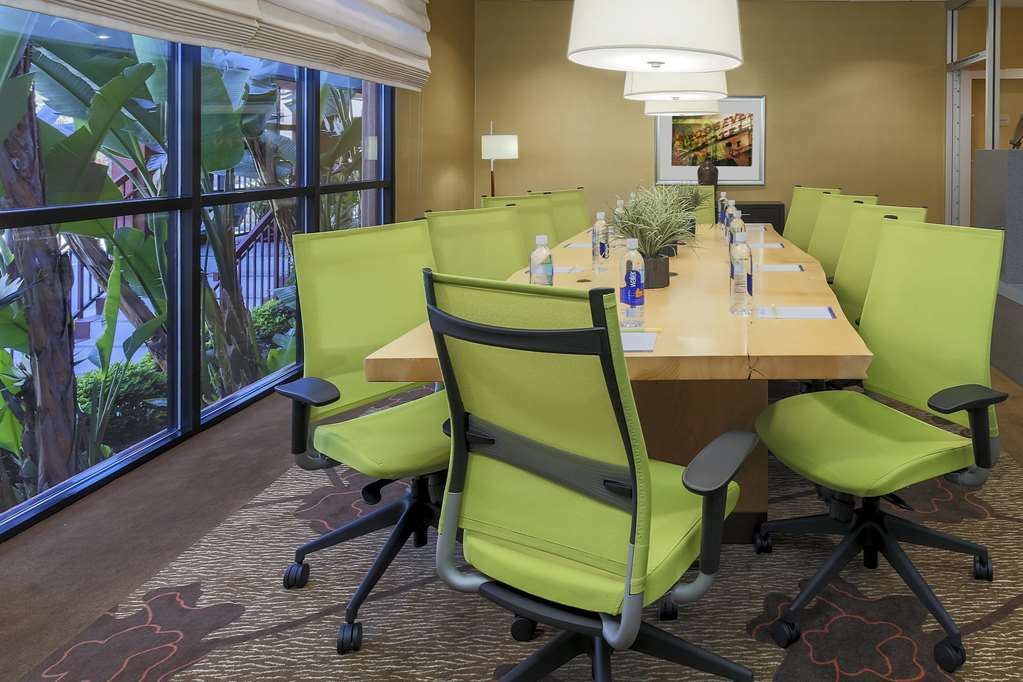 Hilton Garden Inn Los Angeles / Hollywood Удобства фото